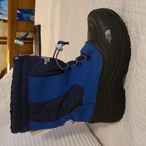 Boy's Alpenglow NorthFace Winter Boots